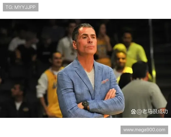 佩林卡下课危机湖人仍近附加赛